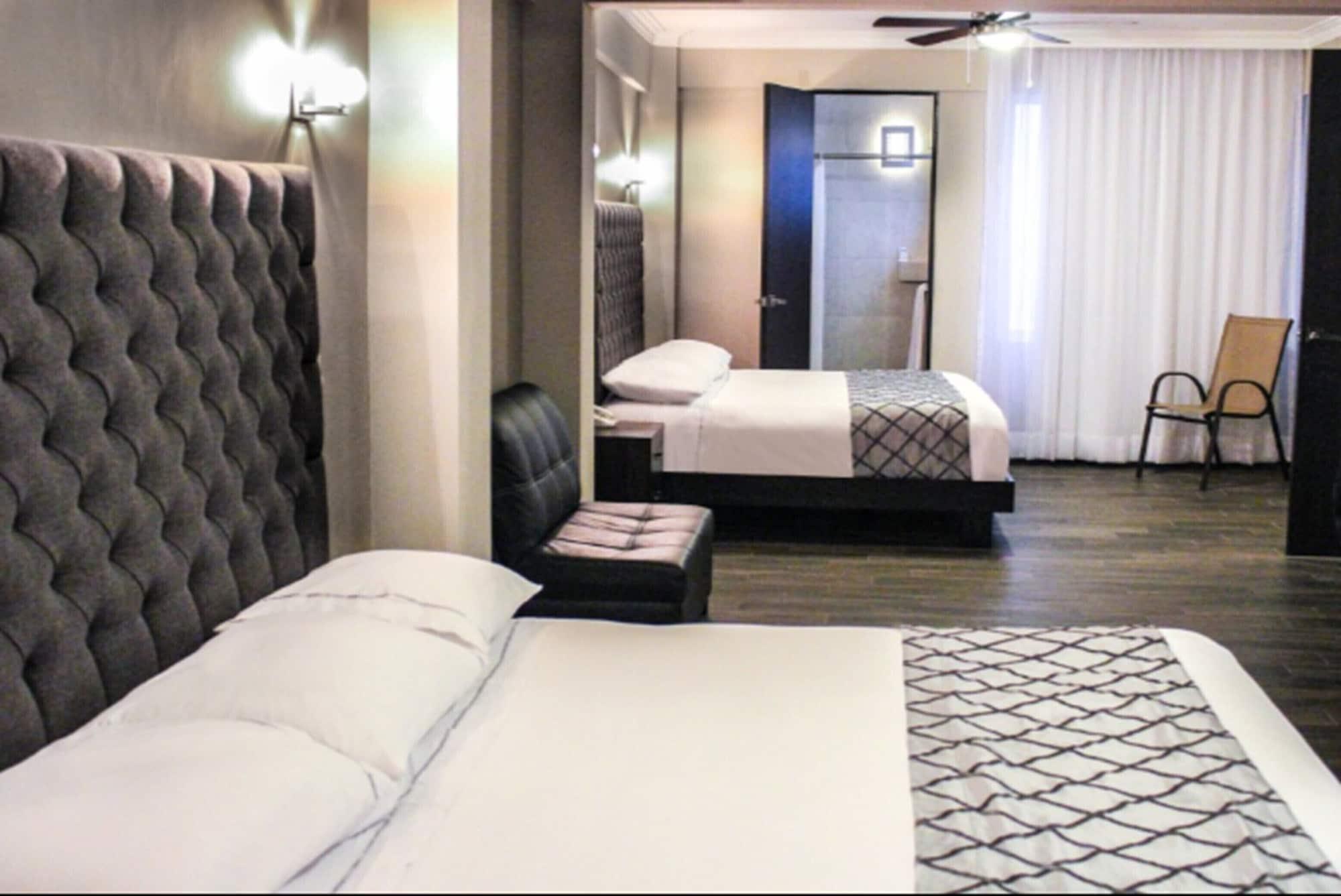 Hotel Senorial Platino Леон Екстер'єр фото