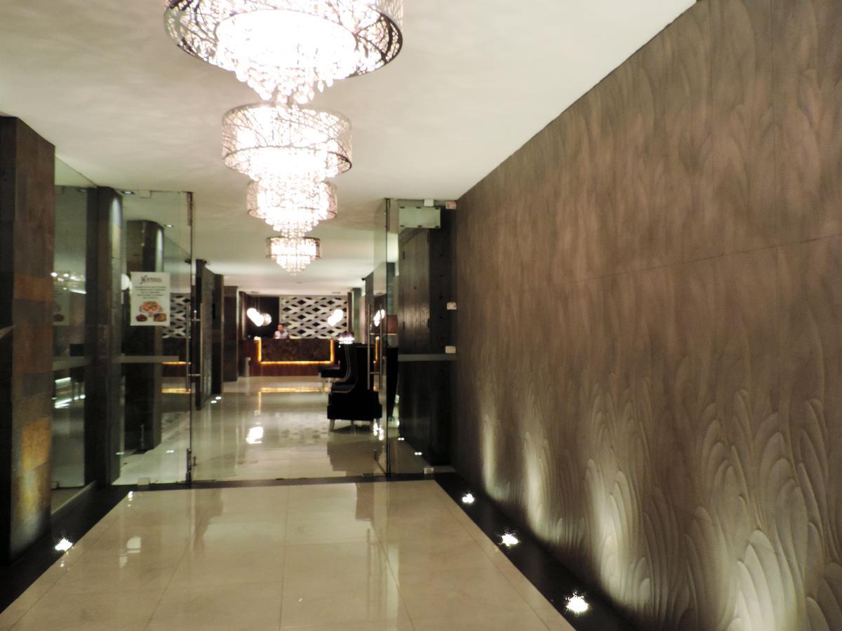 Hotel Senorial Platino Леон Екстер'єр фото
